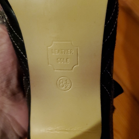 Isaac Mizrahi laced heels 8/8.5 - Picture 6 of 9